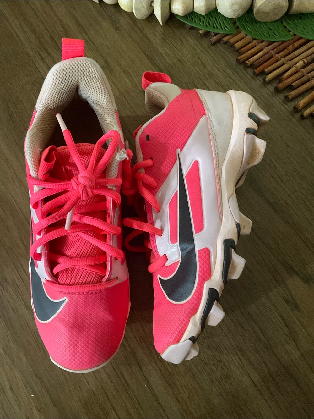 Nike Alpha Menace 4 Pro NRG PS Size 4Y Racer Pink Molded Cleats